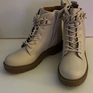 Report Cream Lace-Up Combat Boots